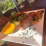 Winiarnia GĄski Comida