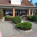 Willisch Cafe Extérieur