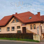 Eliza Na zewnątrz