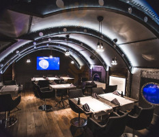 Mistrz I Małgorzata inside