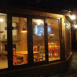 RzuŁf À l'intérieur