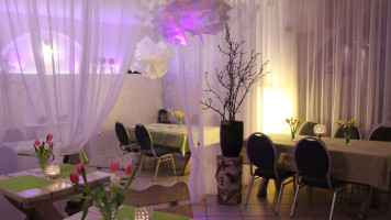 Metamorfoza À l'intérieur