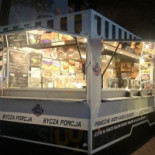 V8 Burger Na zewnątrz