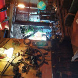 Captain Morgan Pub Dentro