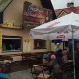 Monna Lisa Pizzeria Extérieur