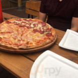 Smażalnia I Pizzeria Na Fali Dania