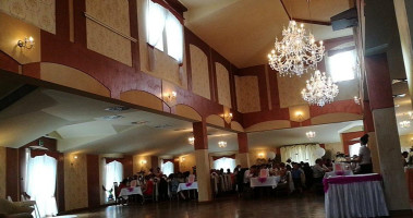 Malinowa Weranda Dentro