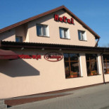 Nostalgia W Hotelu Rapa Na zewnątrz