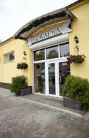 Arkadia Exterior