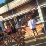 Twister Chips, Kebab, Zapiekanki, Na zewnątrz