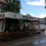 Pizzeria Francesca Na zewnątrz