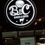B&c Burger And Coffee Na zewnątrz