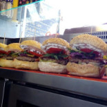 Wołowy Burger Na zewnątrz