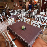 Restauracaja Popularna Wewnątrz
