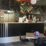Pizzeria Toscania Pizza Na Dowóz Kebab Zapiekanka Fast Food Wewnątrz