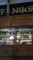 Pub Feniks. Dentro