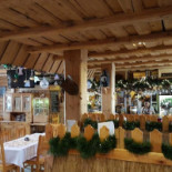 Uni- Pizzeria Jarosławiec. Wewnątrz