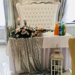 Dworek Dębicki À l'intérieur