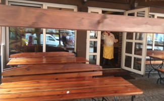 Pizzeria Toscania inside