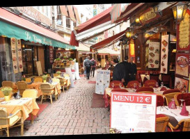 I U Pietrzaków outside