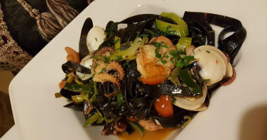 Pizzeria U Zeusa food