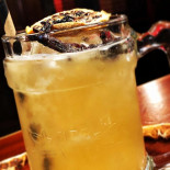 Pub Piwiarnia Warka Bebida