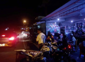 Diamond Kebab Extérieur