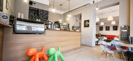 Kafeina À l'intérieur