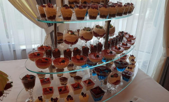 Laura À l'intérieur