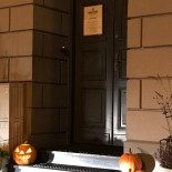 Qbatura Cafe Exterior