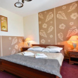 Dukat À l'intérieur