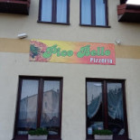 Pizzeria Pico Bello Na zewnątrz