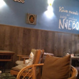 Kawiarnia Zielona Sofa À l'intérieur