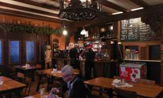 Obiekt Pttk Andrzejówka inside