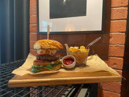 Szyb Witold Pub Minuman