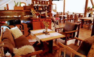 Obora À l'intérieur