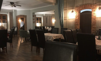 Pod Latarniami À l'intérieur