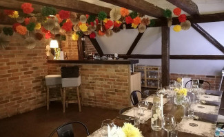 Pod Latarniami À l'intérieur