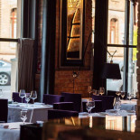 Karkut À l'intérieur