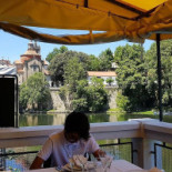 Viva Pub Na zewnątrz