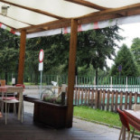 Caffe Bistro Nad Potokiem U Tadeusza Na zewnątrz