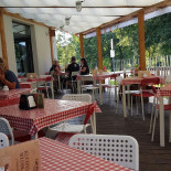Caffe Bistro Nad Potokiem U Tadeusza Wewnątrz