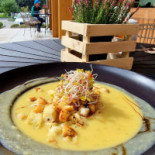 Barć Dębowa Nourriture