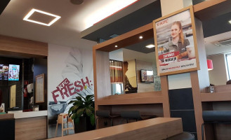 Kfc Skierniewice Shell À l'intérieur