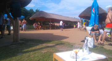 Atmosfera Caffe Extérieur