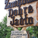 Karczma Zamkowa Dobre Jadło Na zewnątrz