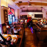 Tkacka Craft Kitchen À l'intérieur