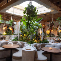 Beatris À l'intérieur