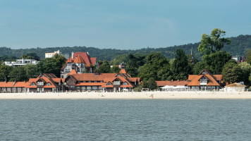 White Marlin Exterior