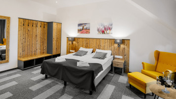 Nowa Holandia À l'intérieur